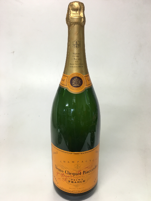 BOTTLE, Champagne Magnum - Veuve Clicquot